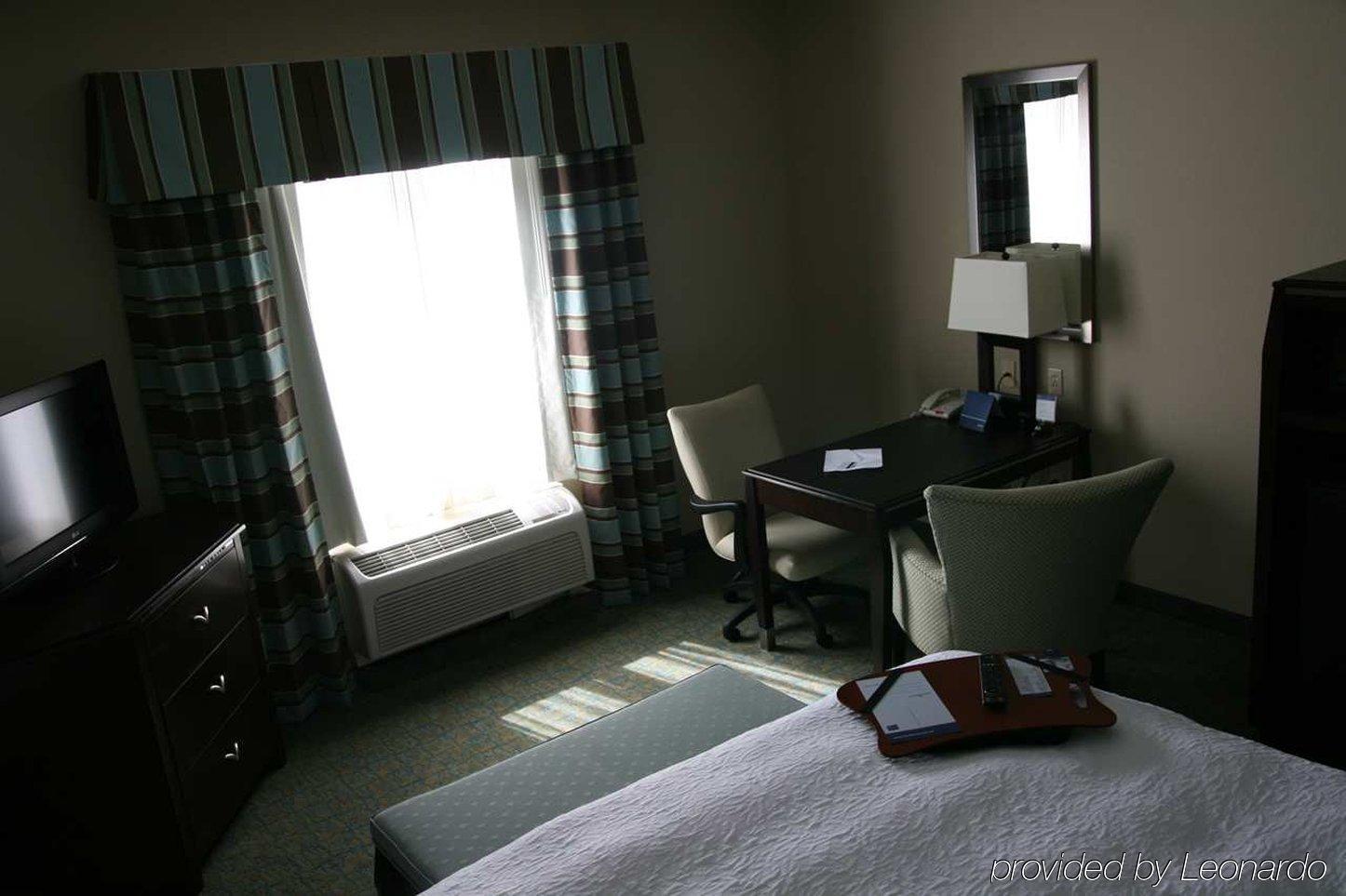 Hampton Inn & Suites Crawfordsville Quarto foto